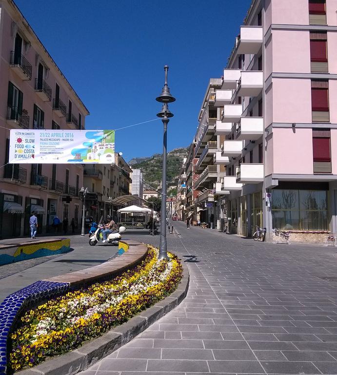 Tizi Apartments Corso Reginna Maiori Exterior foto